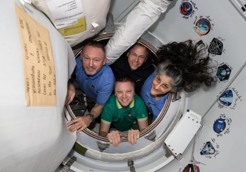 8 Space Truths Hidden by NASA: The Human Body Can Become Like This in a Weightless State...